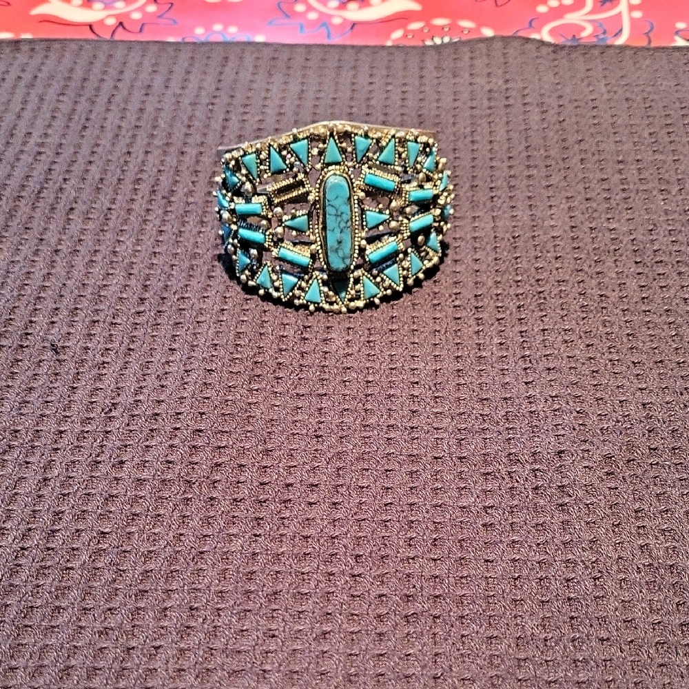 Turquoise and Silver Women's  Cuff Braclet